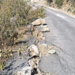 [[[[[[[[[[[[[ BIG BREAKING ]]]]]]]]]]]] लोहाली – चमड़ियां सड़क की हालत से किसानों के माथे पर गहराई चिंता की लकीरें