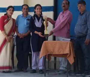 [[[[[[[[[[[[ BIG BREAKING ]]]]]]]]]]]]]] प्रदेश की वरीयता सूची में जगह बनाने वाली प्रियांशी सम्मानित